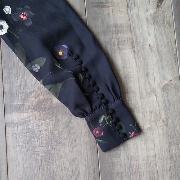 H&M Black Floral Long Sleeve Dress - Picture 3 of 9